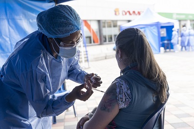 ¡Vacúnate contra la influenza! 