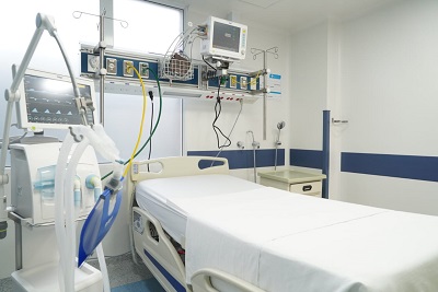 Hospital Simón Bolívar moderniza unidad de quemados
