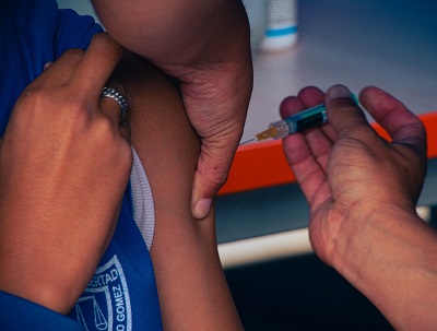 Proteger a nuestras niñas y niños del cáncer está en nuestras manos: vacúnalos contra el VPH