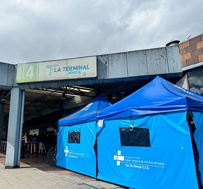 Secretaría de Salud advierte por cobros indebidos en filas para acceder a la vacunación en terminales